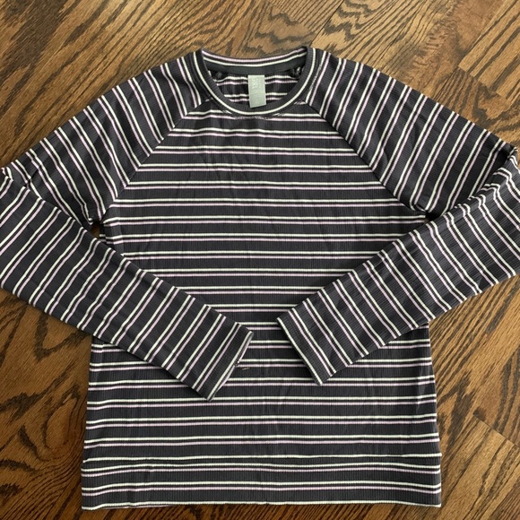 Athleta Girl Home Stretch Long Sleeve top - Picture 2 of 6